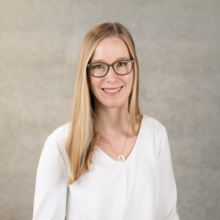 Julia Hindelang  picture